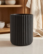 Ribbed Utensil Holder Koshindo Art